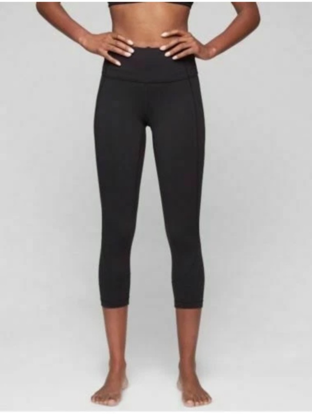 Athleta Salutation Capri size S